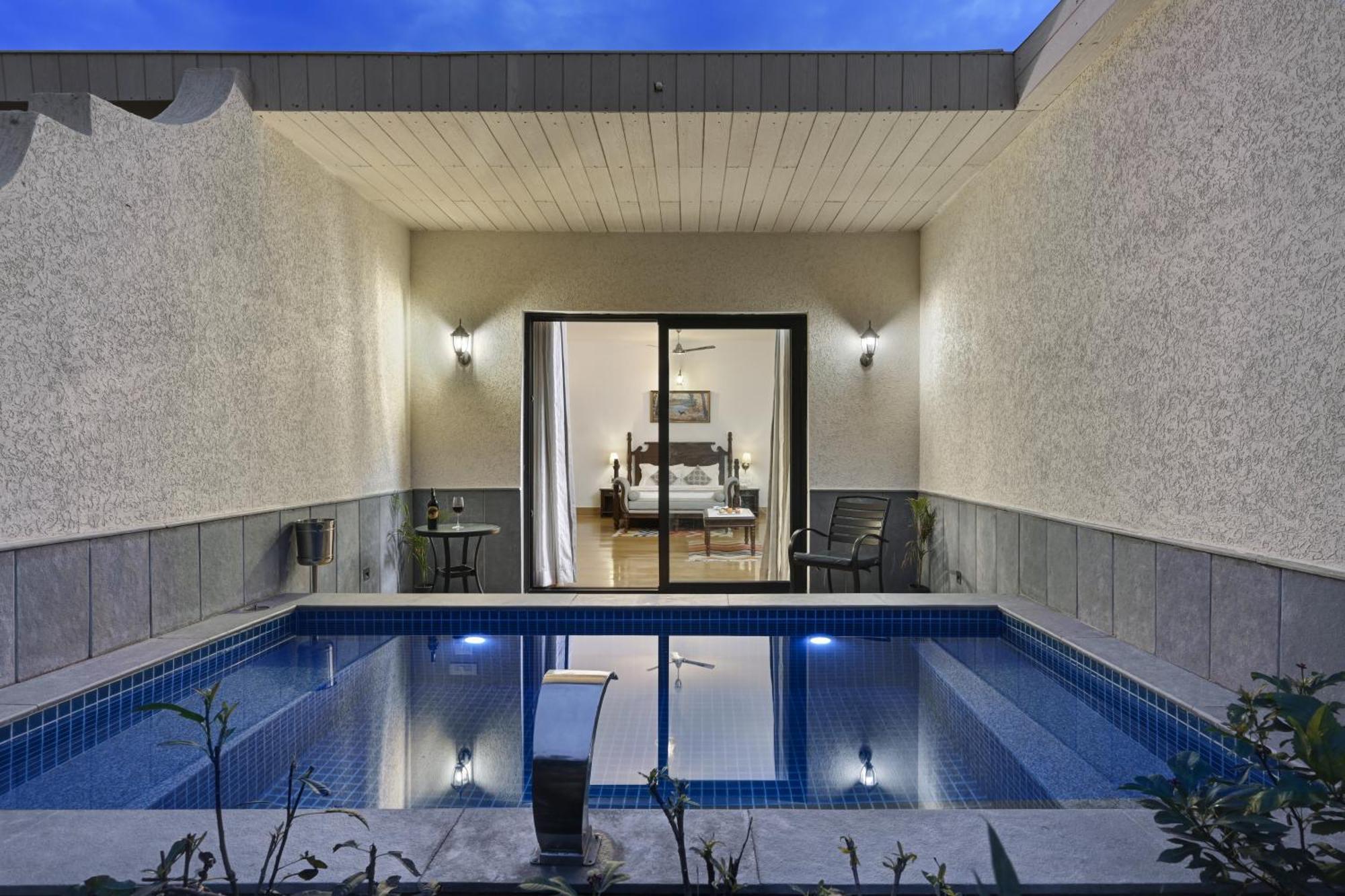 Anandam - A Luxury Resort In Удайпур Екстериор снимка