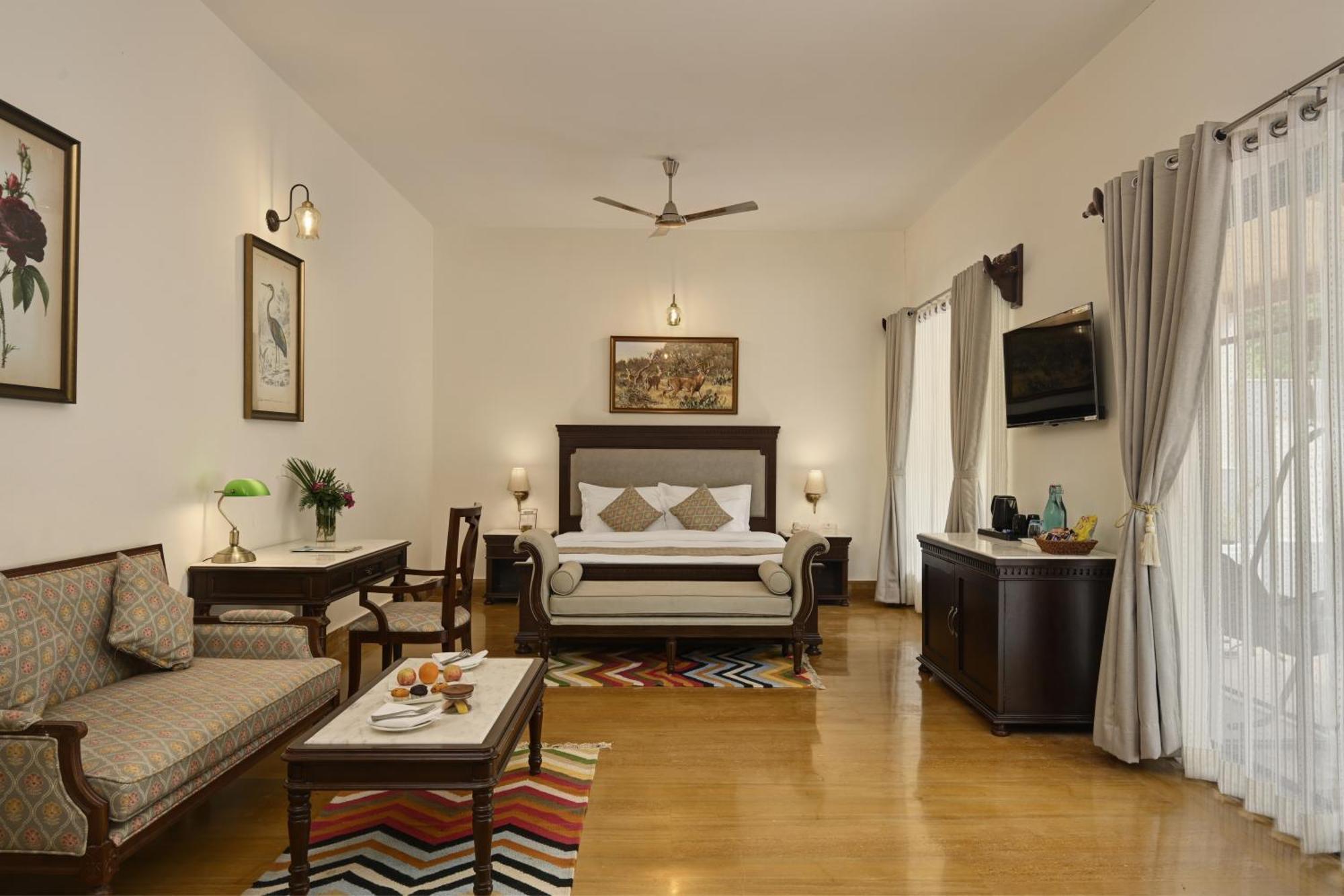 Anandam - A Luxury Resort In Удайпур Екстериор снимка