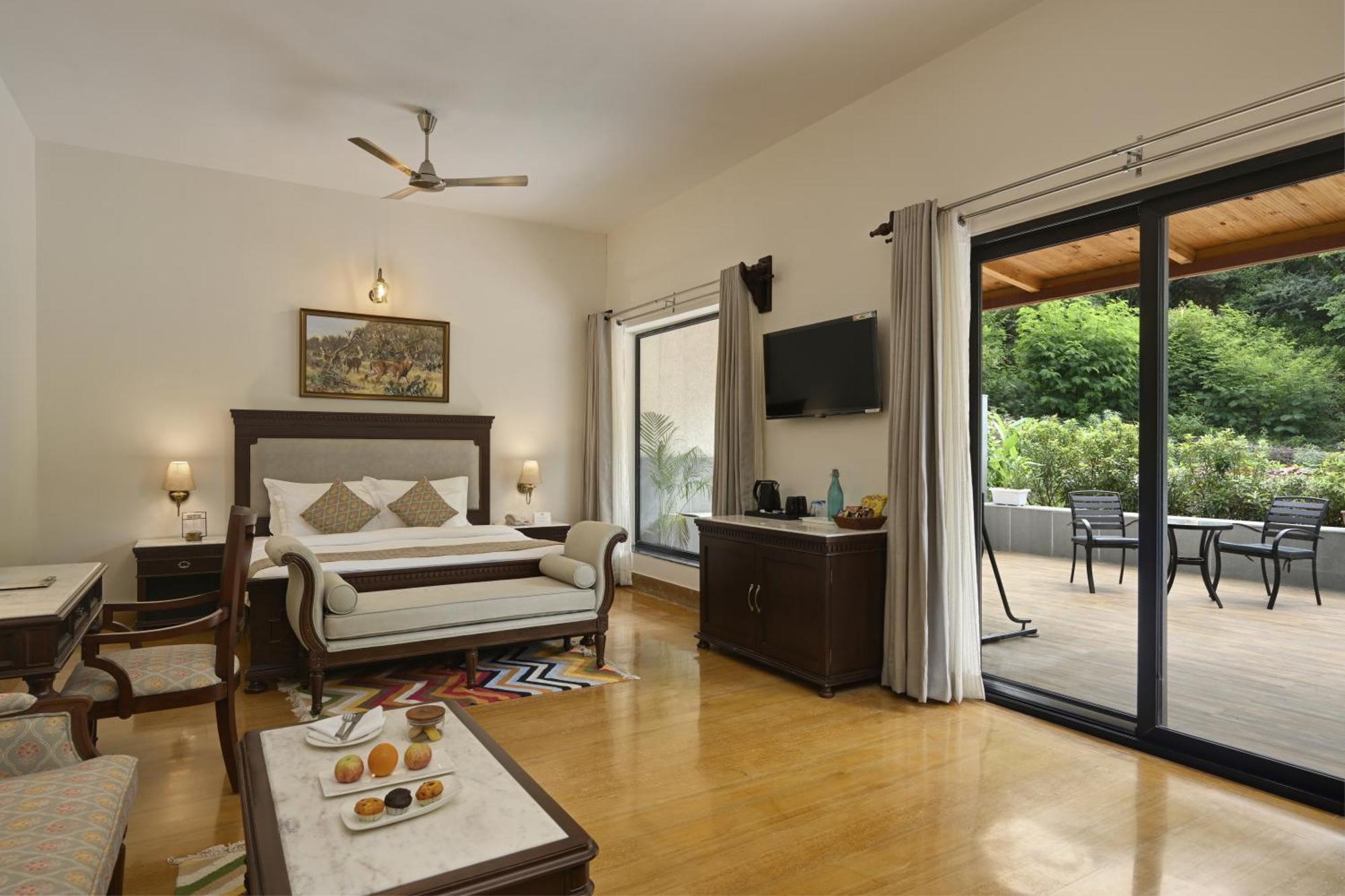 Anandam - A Luxury Resort In Удайпур Екстериор снимка